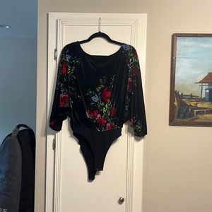 Black velvet floral bodysuit with loose fit
